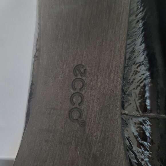 Ecco Black Patent 75 Leather Round Toe High heel - Picture 9 of 9